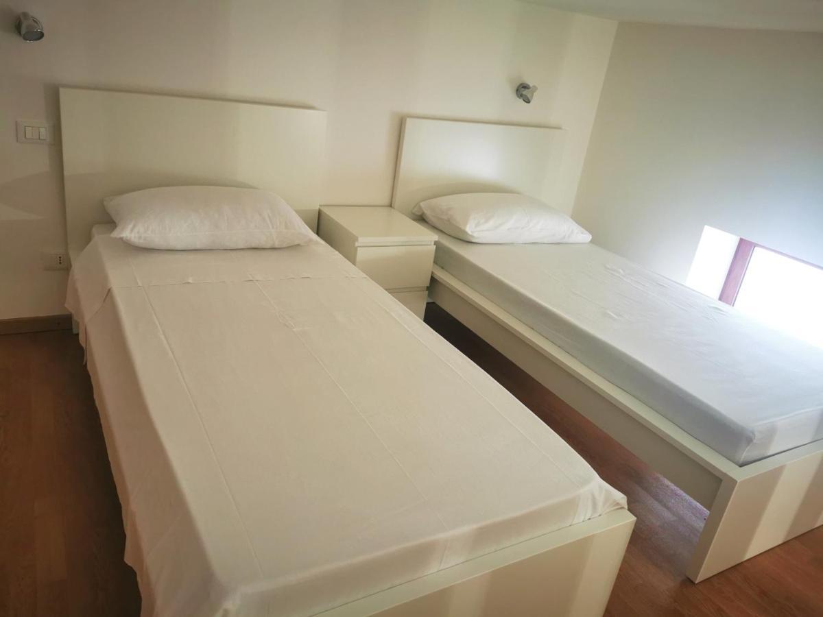 Guru House B&B Apartments 米拉佐 外观 照片